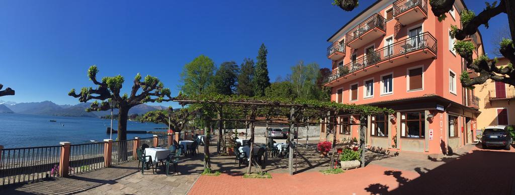 Albergo Riva Reno Di Leggiuno Exterior photo